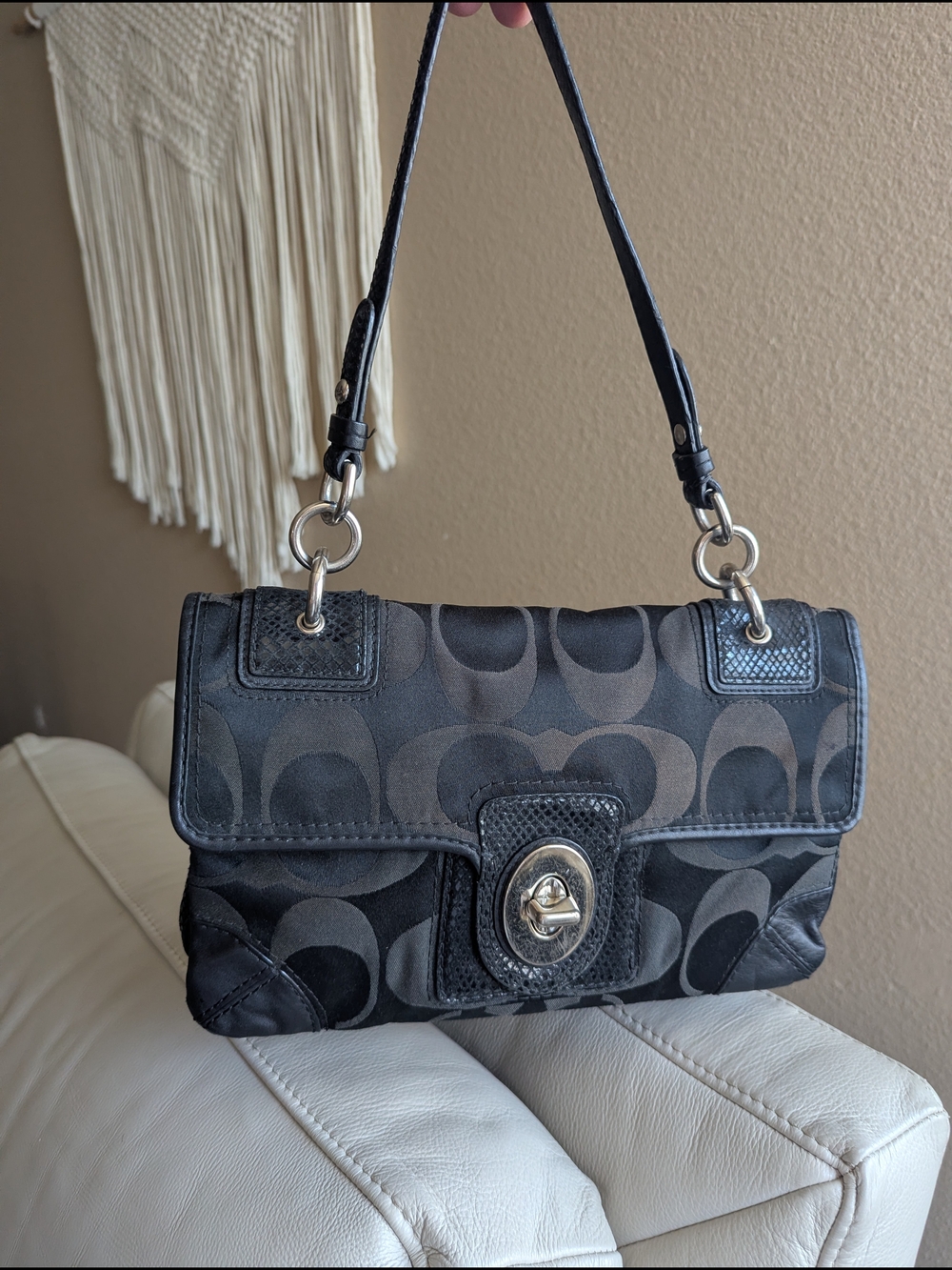 VINTAGE Coach Peyton Signature Flap Shoulder - Picture 3 of 14